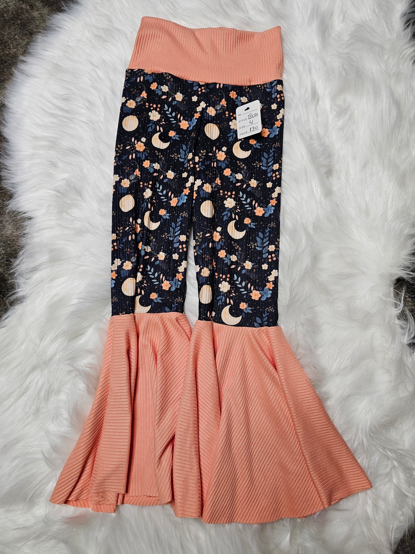 Moonlight Floral Bells